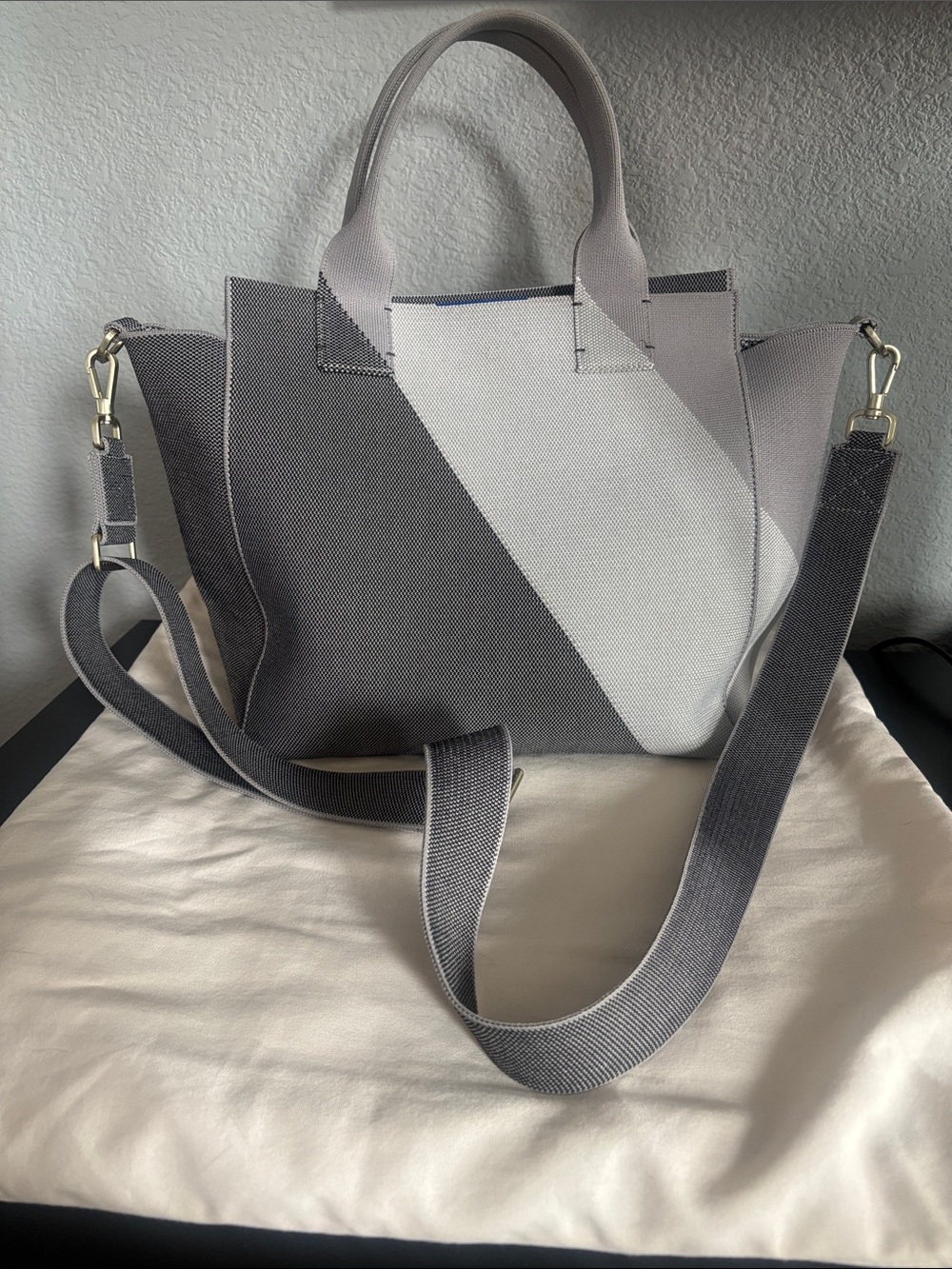 Rothy’s “The Handbag” in Gray